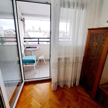 Apartment New Dorcol Ginger *